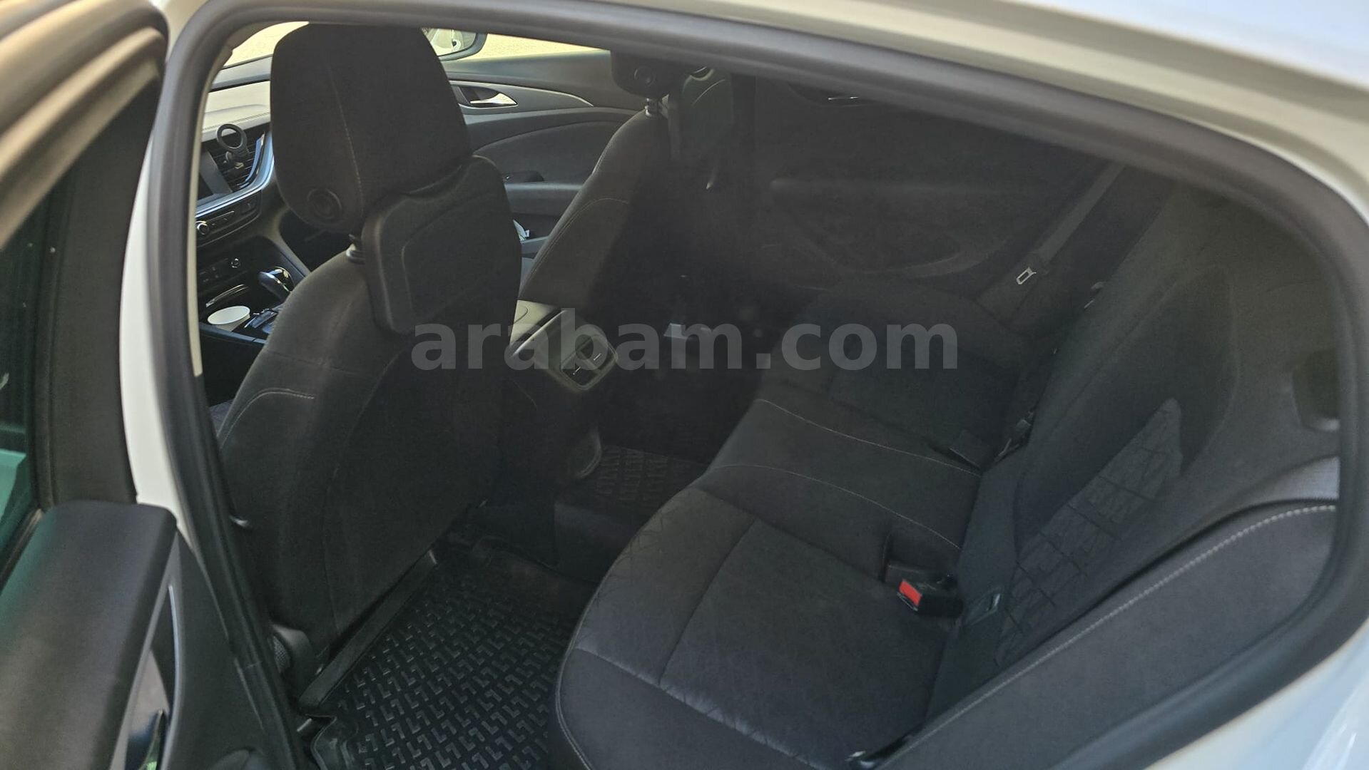 OPEL İNSİGNİA DİZEL OTOMATİK ŞEKER BEYAZI 4