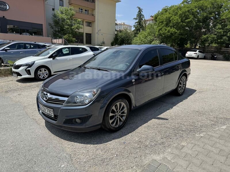 129.000 KMDE OTOMATİK 1.6 115HP ORJİNAL LOGOLU LANSMAN RENGİ METRO BLUE OPEL ASTRA 1