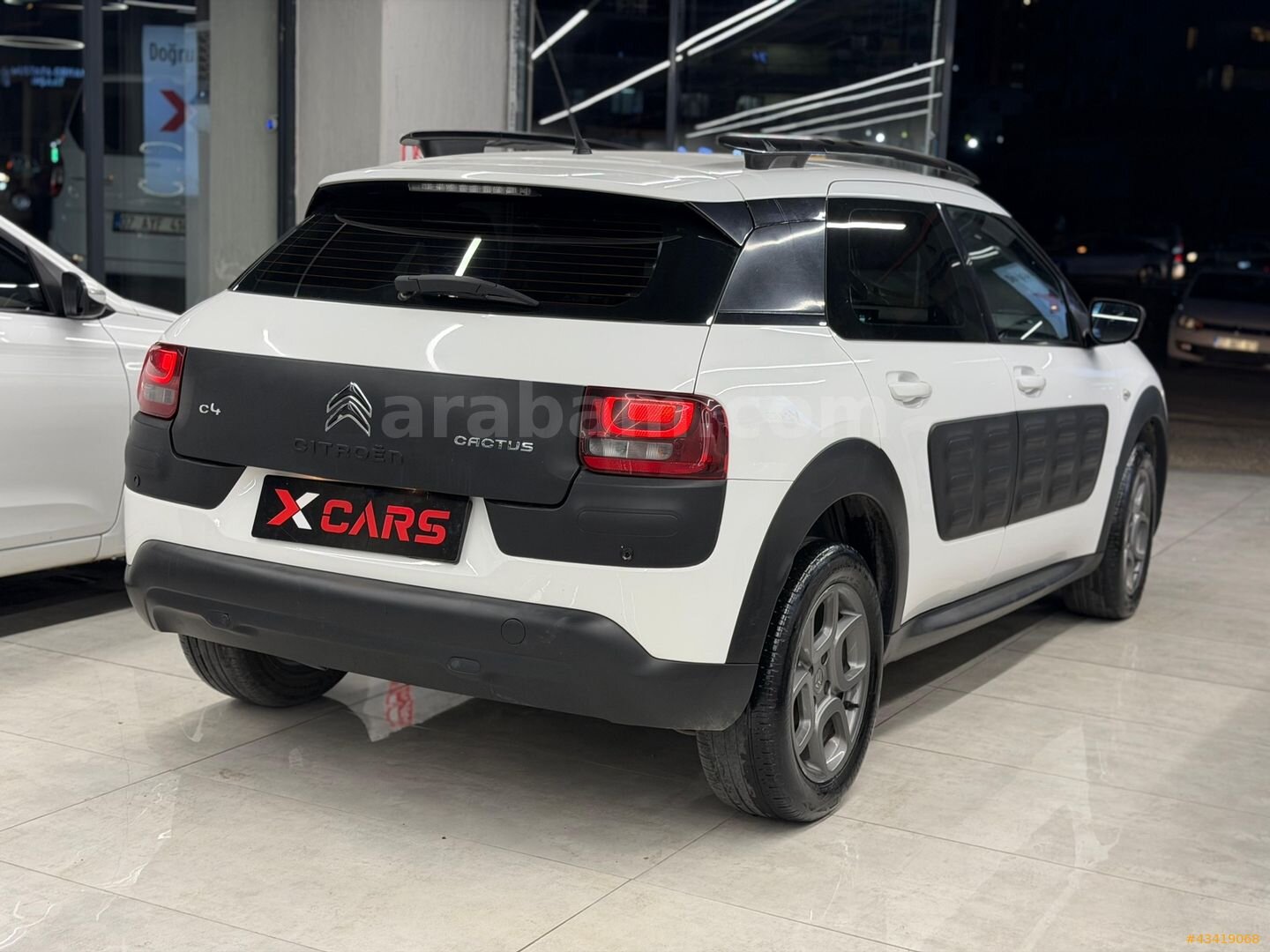 XCARS- 137 BİN KM CITROEN C4 CACTUS 1.2 VTI OTOMATİK HATASIZ 7