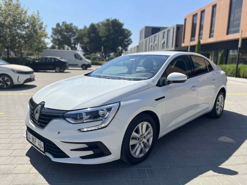 Galeriden Renault Megane 1.3 TCe Joy 2022 Model İzmir