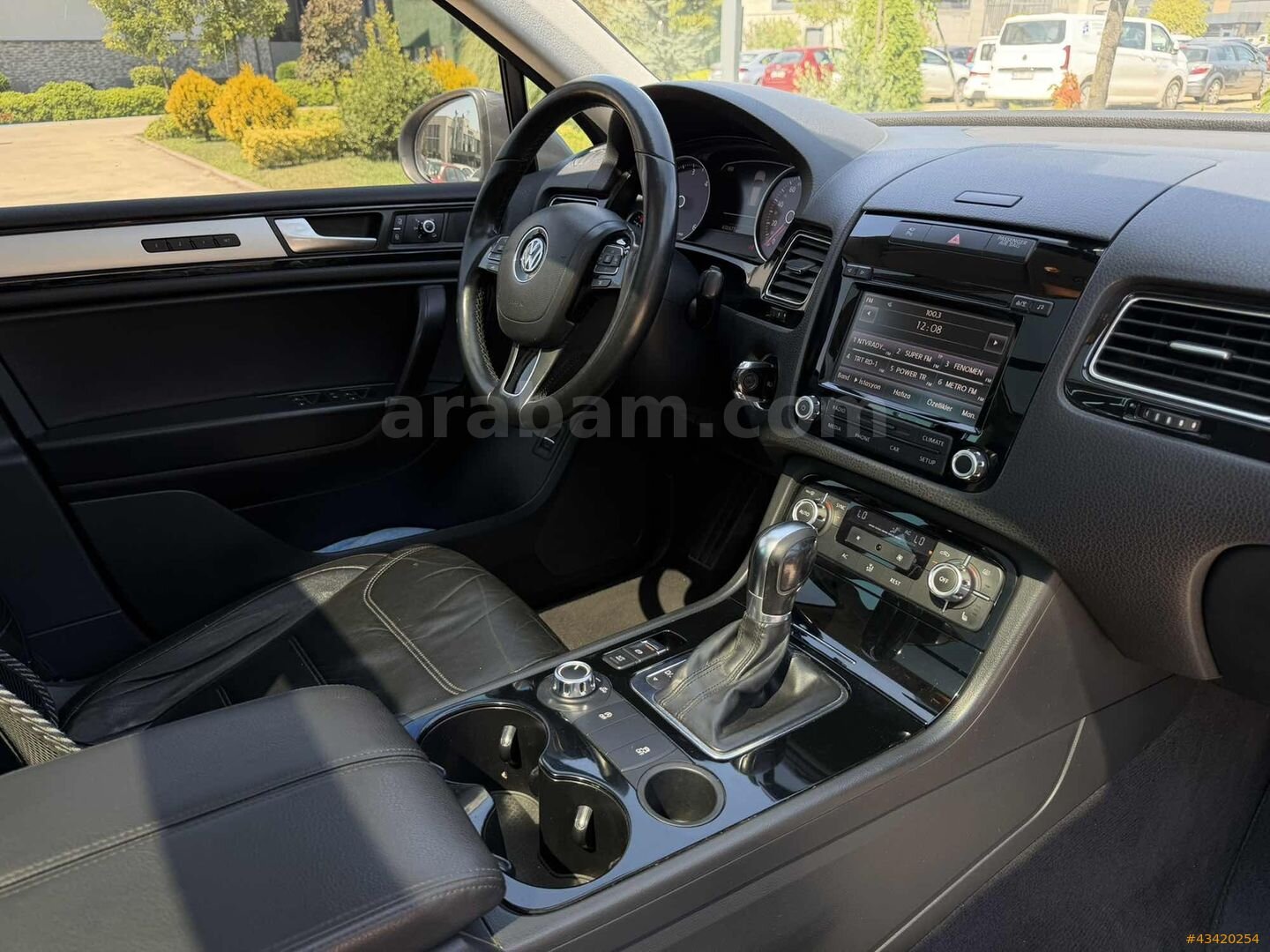 2013 VOLKSWAGEN TOUREG 3.0 TDİ CAM TAVAN AİR KARTA 12 TAKSİ 6