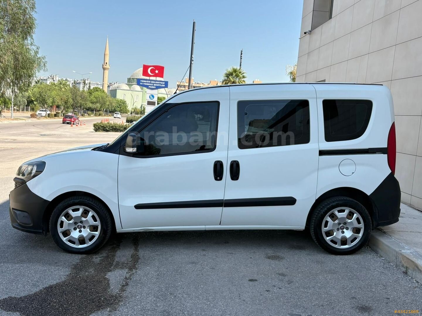 LEON MOTORS'TAN 2019 DOBLO COMBİ 1.6 MULTIJET EASY 6 İLERİ 6