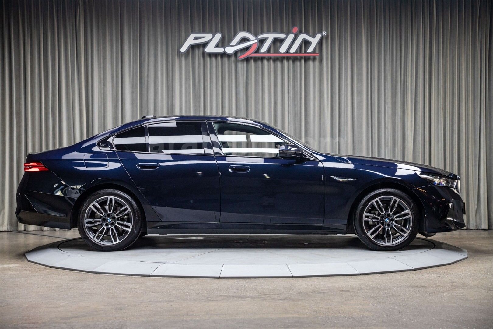 2025 BMW 5 SERISI 520I M SPORT 7