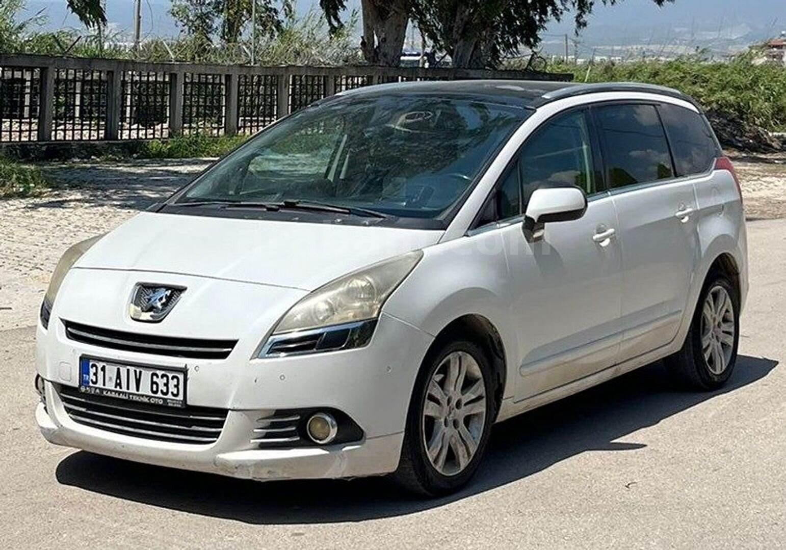OTOMATİK 2012 PEUGEOT 5008 1.6 HDİ | Sahibinden Acil Satılık 1