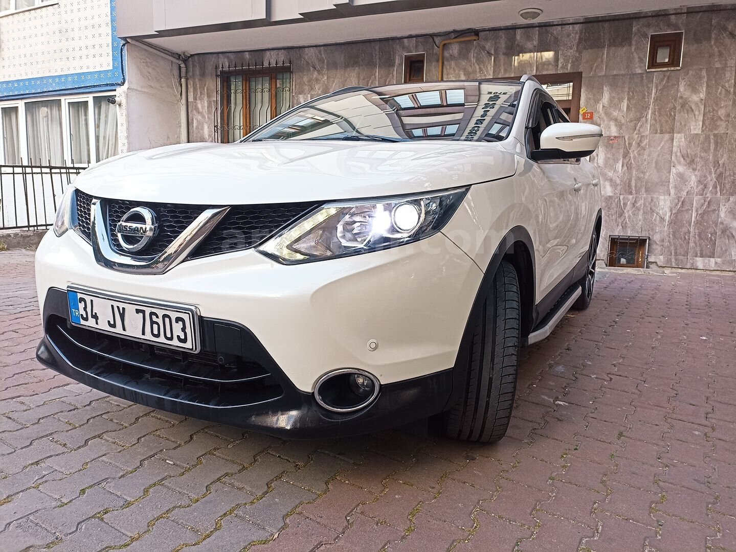Nissan / Qashqai 1.6dCi / 2014 Model / Cam Tavan / Black Edition 3