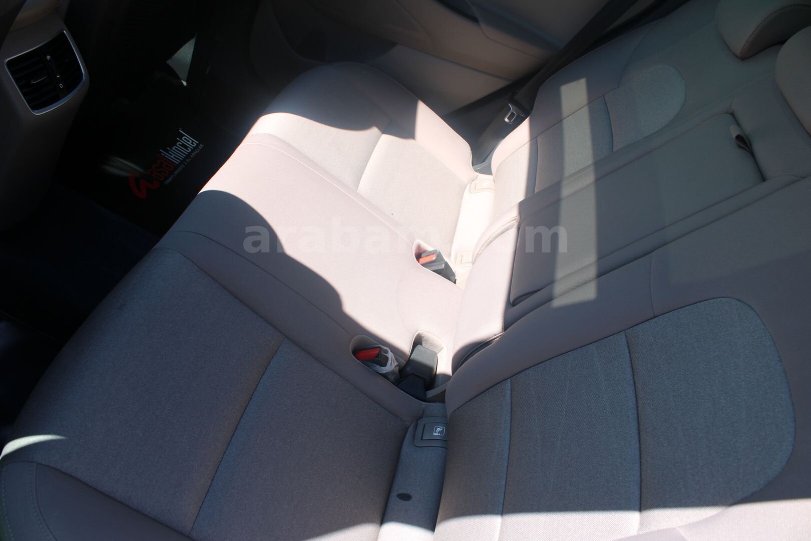 Hyundai Tucson 1.6CRDİ STYLE PLUS 4