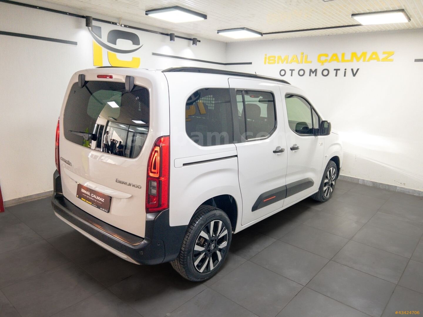 "%0 FAİZ KREDİ"2025 BERLINGO 1.5 BLUEHDI MAX "CAM TAVAN-HATASIZ" 6
