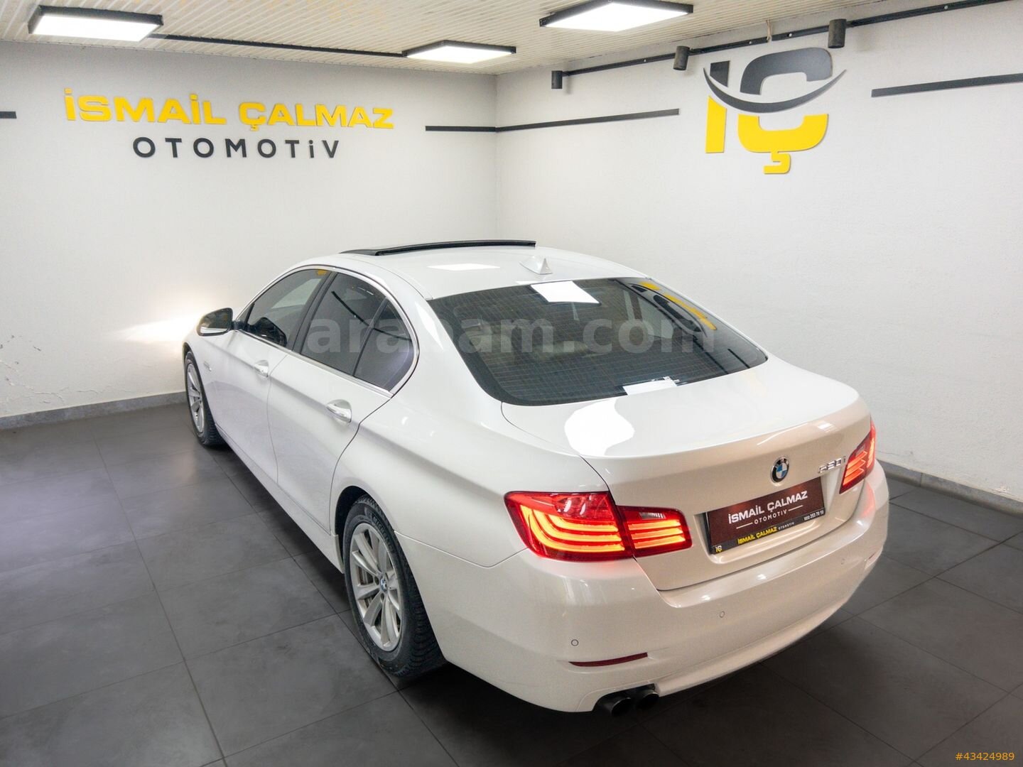 Galeriden BMW 5 Serisi 520i Premium 2015 Model İzmir 186.300 km Beyaz 4