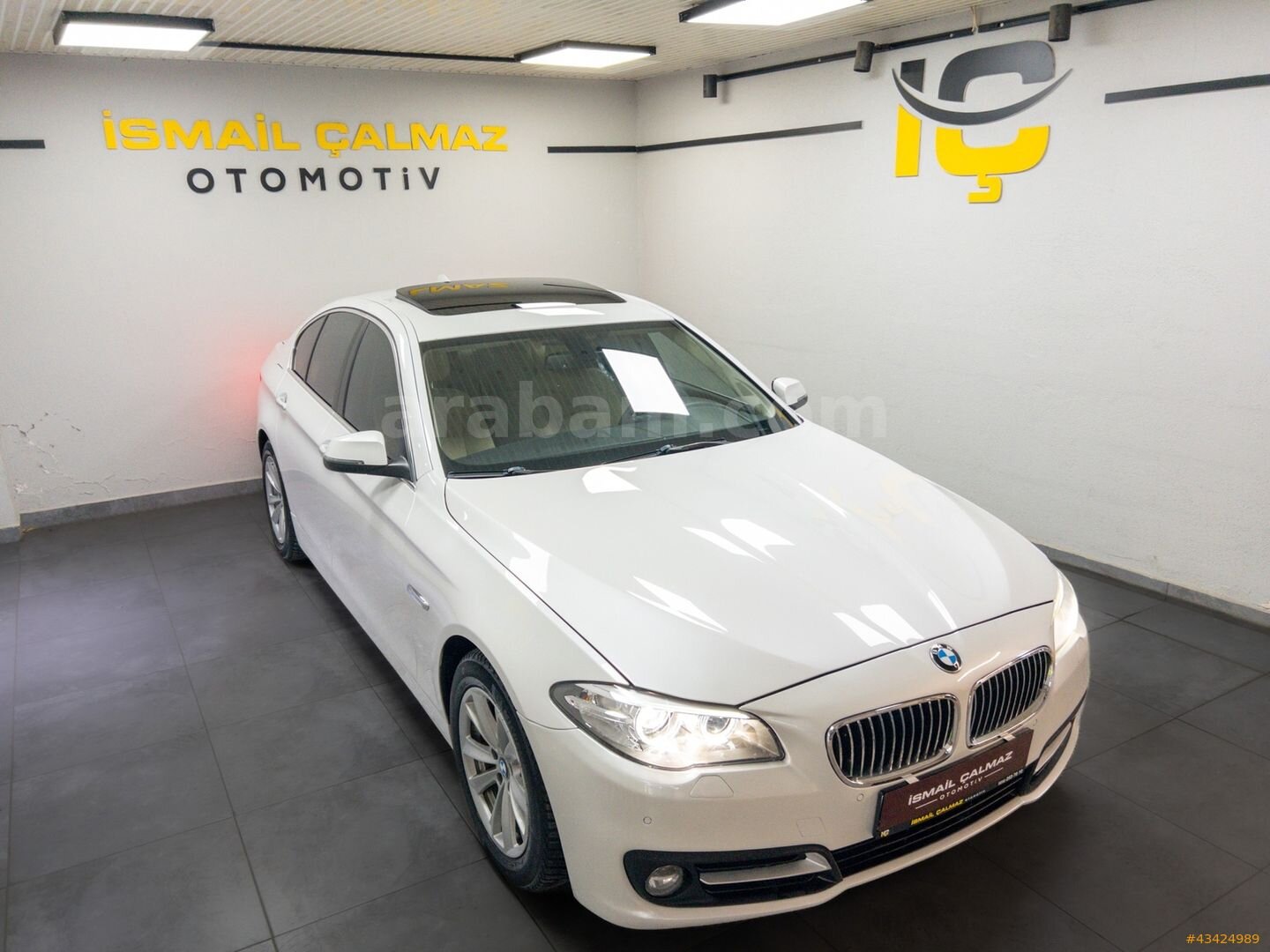 Galeriden BMW 5 Serisi 520i Premium 2015 Model İzmir 186.300 km Beyaz 1