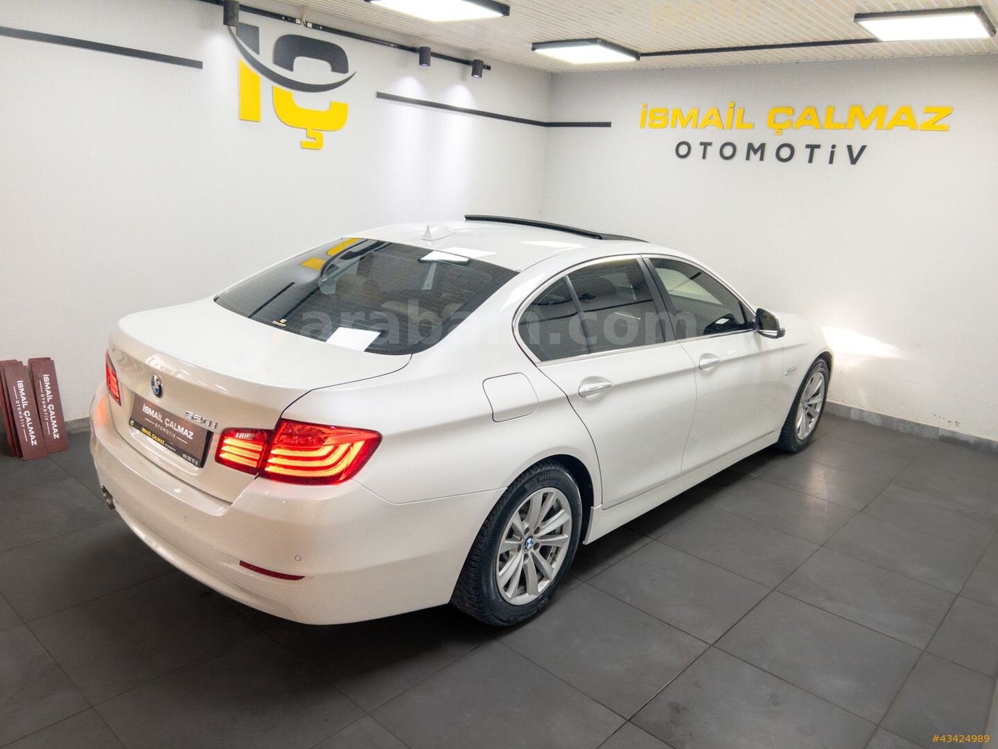 Galeriden BMW 5 Serisi 520i Premium 2015 Model İzmir 186.300 km Beyaz 6