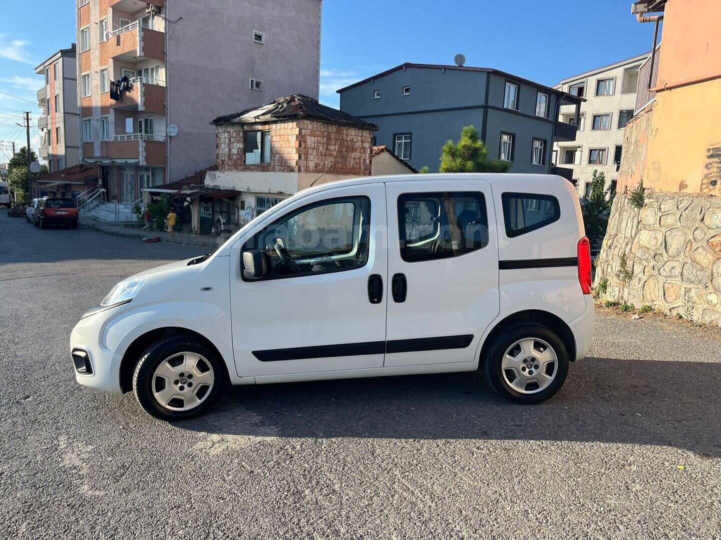 Galeriden Fiat Fiorino Combi 1.3 Multijet Pop 2023 Model Kocaeli 4