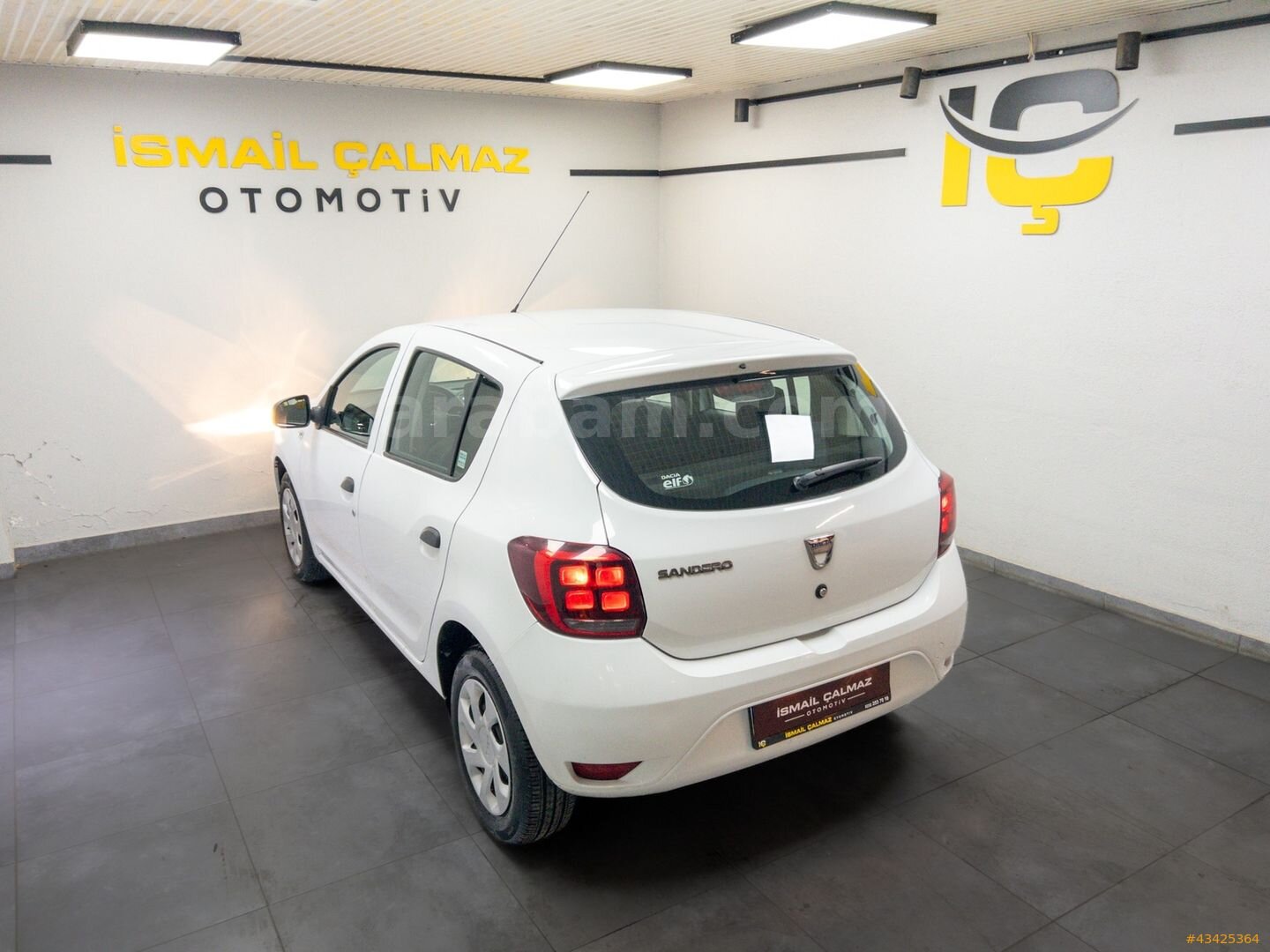 Galeriden Dacia Sandero 1.0 Ambiance 2019 Model İzmir 33.969 km Beyaz 4