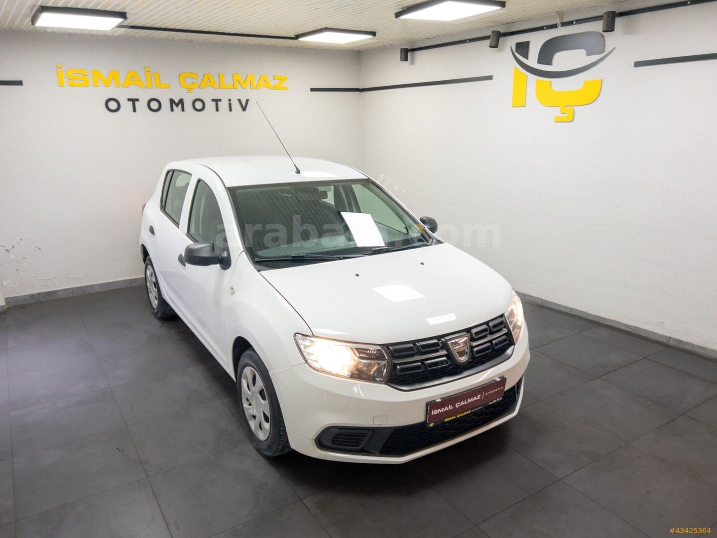 Galeriden Dacia Sandero 1.0 Ambiance 2019 Model İzmir 33.969 km Beyaz 1