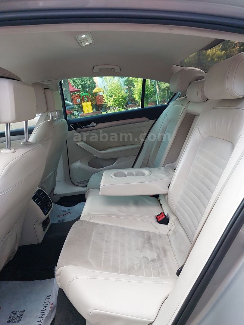 Galeriden Volkswagen Passat 2.0 TDi BlueMotion Highline 2014 Model Ankara 381.000 km Gri 6