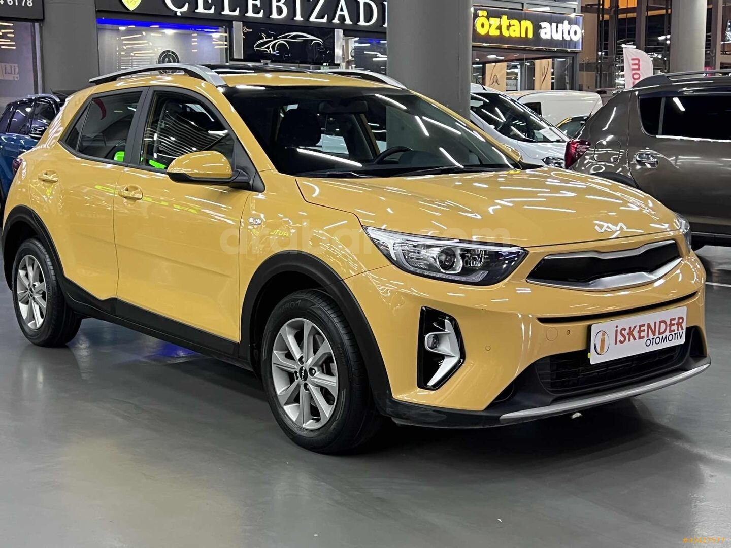 *2023**Sunroof*24.000km*Stonic*Business* Yetkili Servis Bakımlı 7