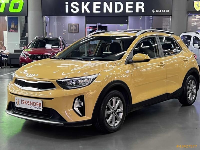 *2023**Sunroof*24.000km*Stonic*Business* Yetkili Servis Bakımlı