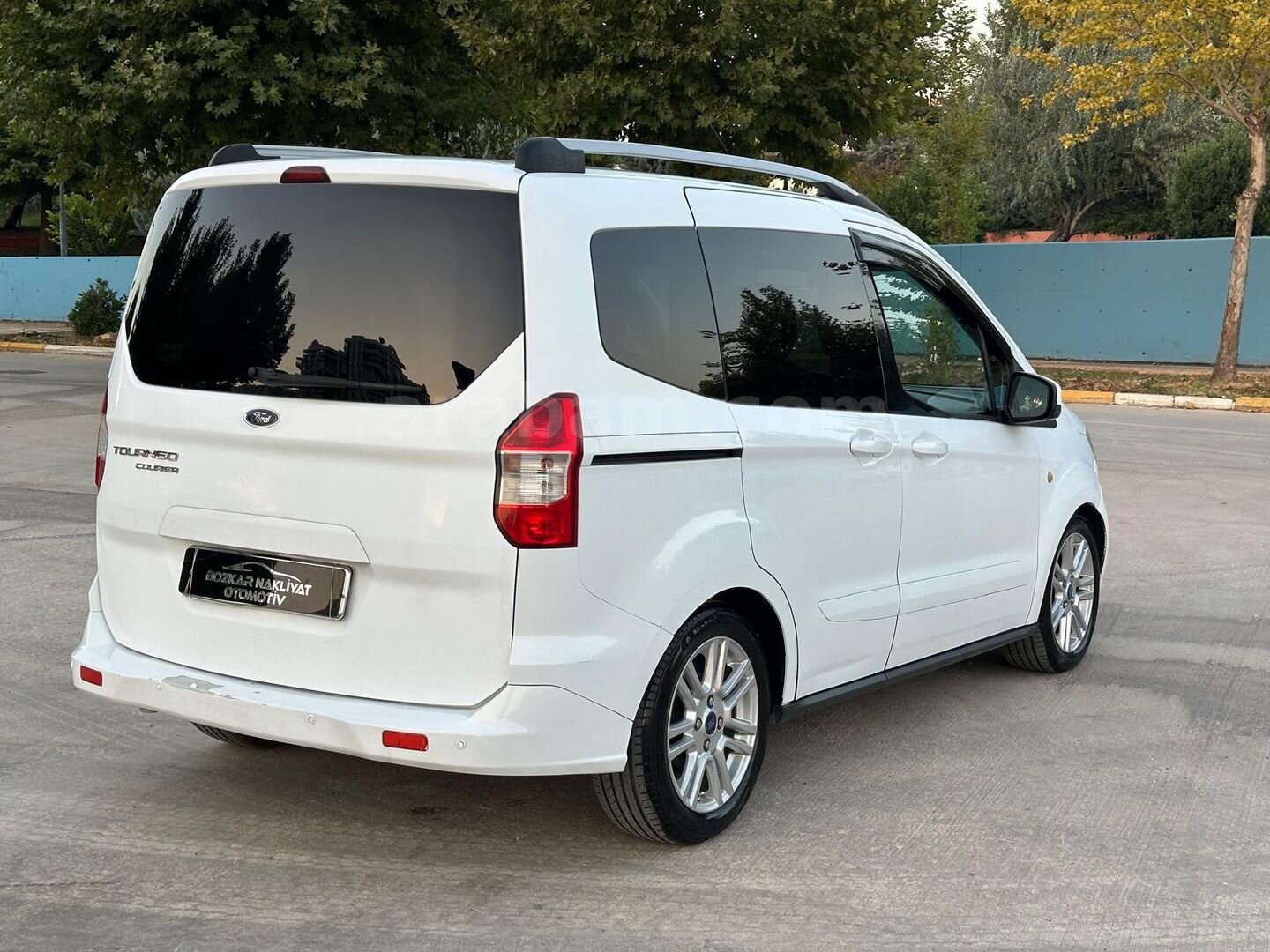 2016 OTOMOBİL RUHSATLI FORD COURİER TİTANIYUM 230 BİN KM'DE 3
