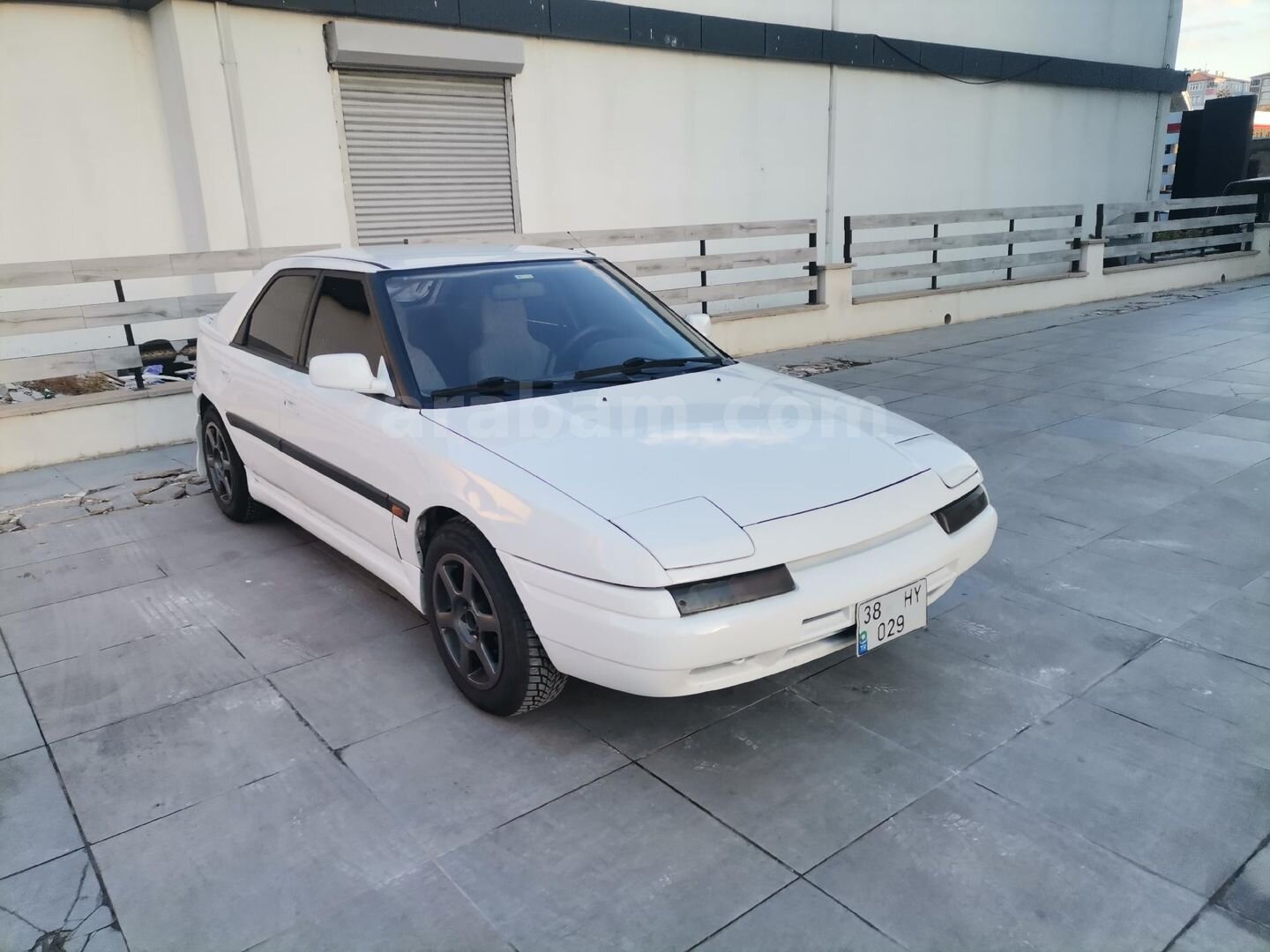 Sahibinden Mazda 323 1.6 GLX 1992 Model 7