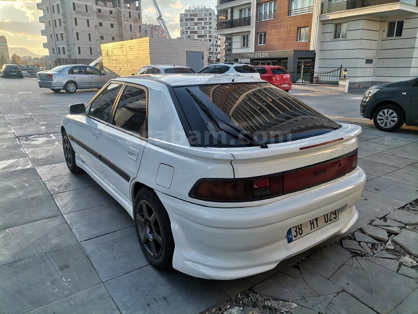 Sahibinden Mazda 323 1.6 GLX 1992 Model 3
