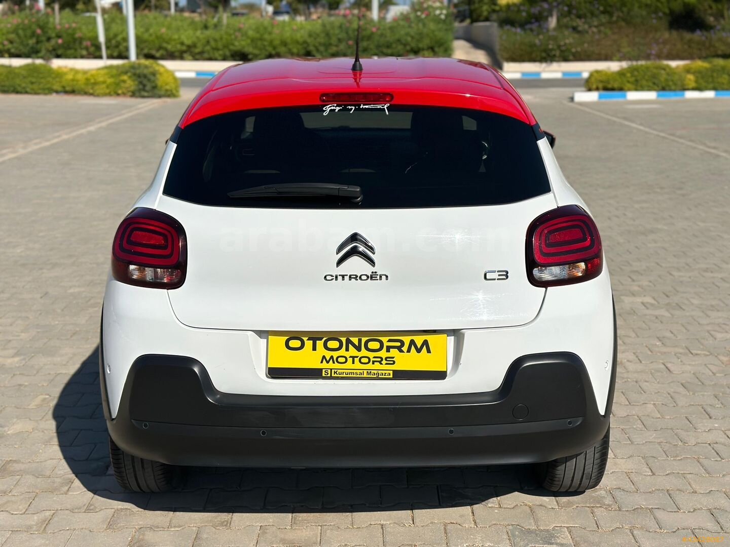 Galeriden Citroen C3 1.2 PureTech Shine 2021 Model Aydın 54.400 km Beyaz 5