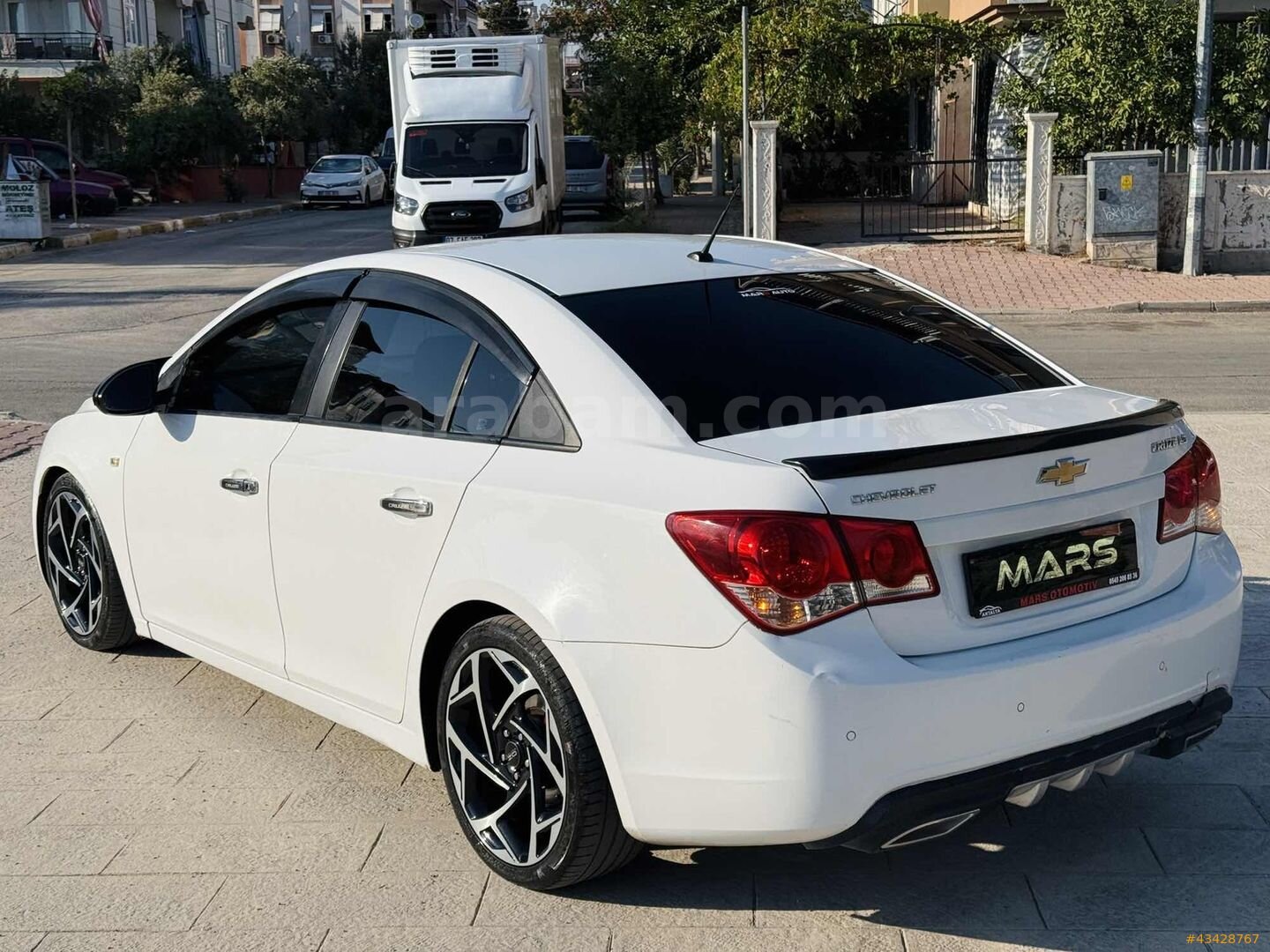 Galeriden Chevrolet Cruze 1.6 LS Plus 2010 Model Antalya 245.000 km Beyaz 5