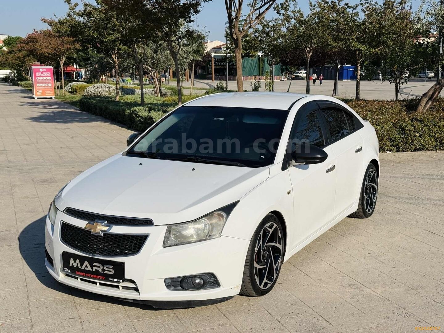 Galeriden Chevrolet Cruze 1.6 LS Plus 2010 Model Antalya 245.000 km Beyaz 3