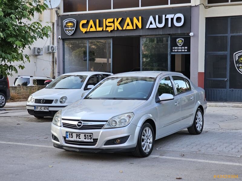 Galeriden Opel Astra 1.3 CDTI Enjoy 2008 Model Burdur 197.000 km Gri