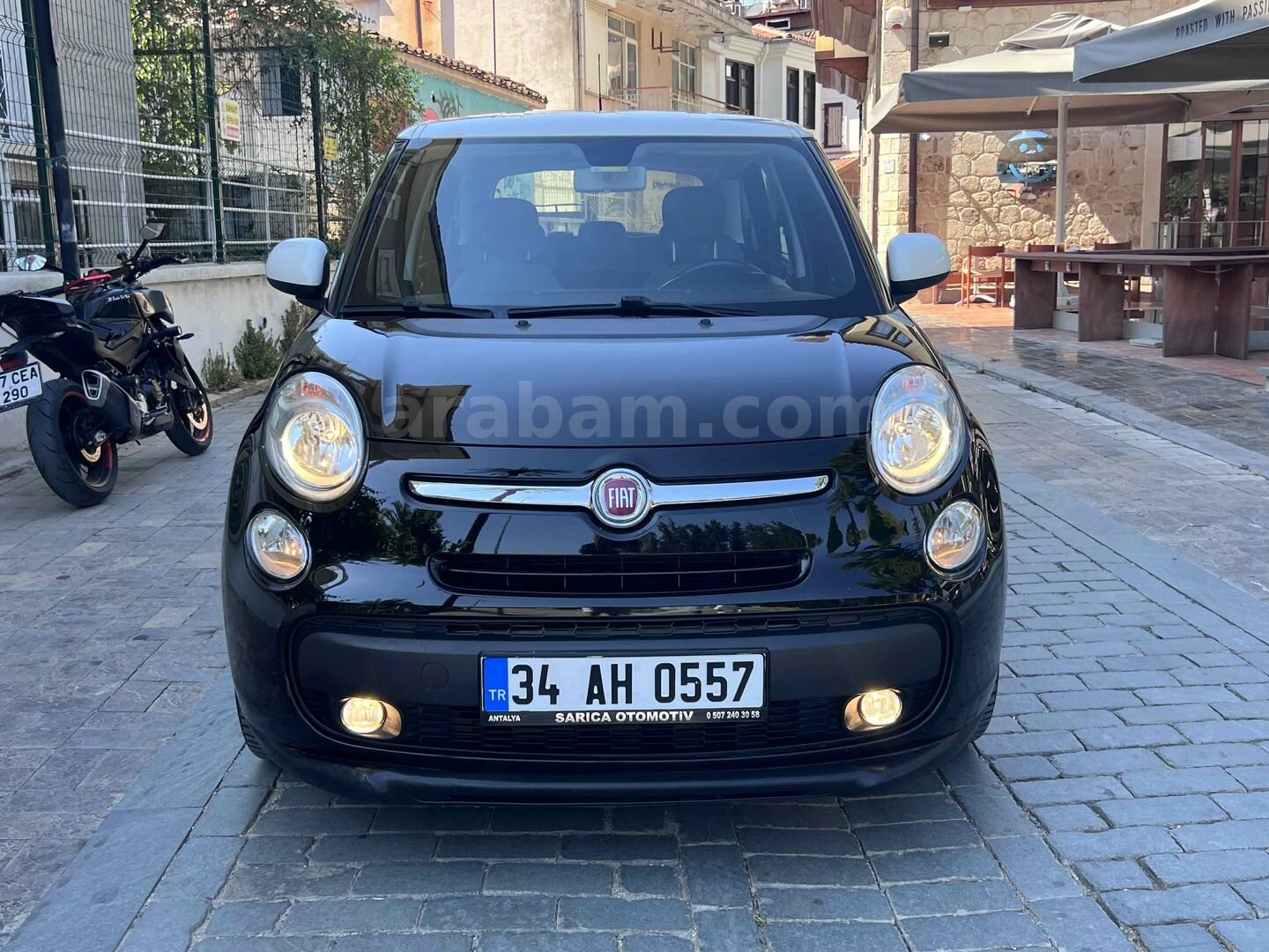 Galeriden Fiat 500 Ailesi 500L 1.3 Mjet Bi-Color 2013 Model Antalya 173.000 km Beyaz 2