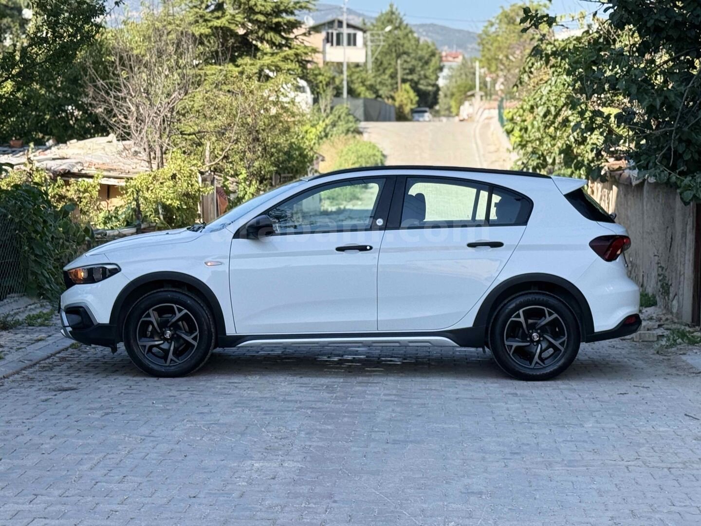 GMZ OTOMOTİVDEN 2023 HATASIZ BOYASIZ 1.4 EGEA CROSS STREET 4