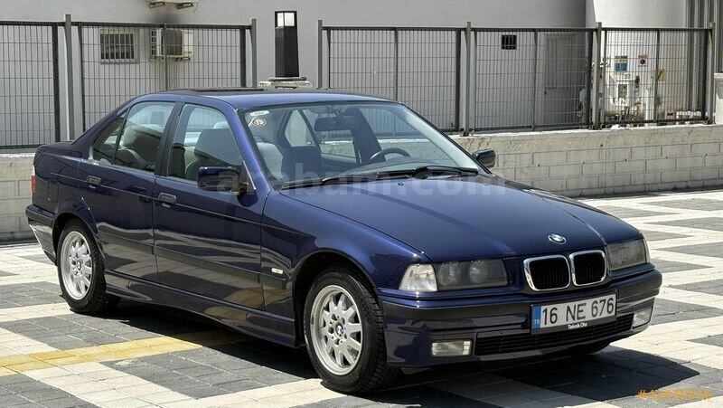 Galeriden BMW 3 Serisi 316i Standart 1998 Model Bursa 239.000 km Lacivert