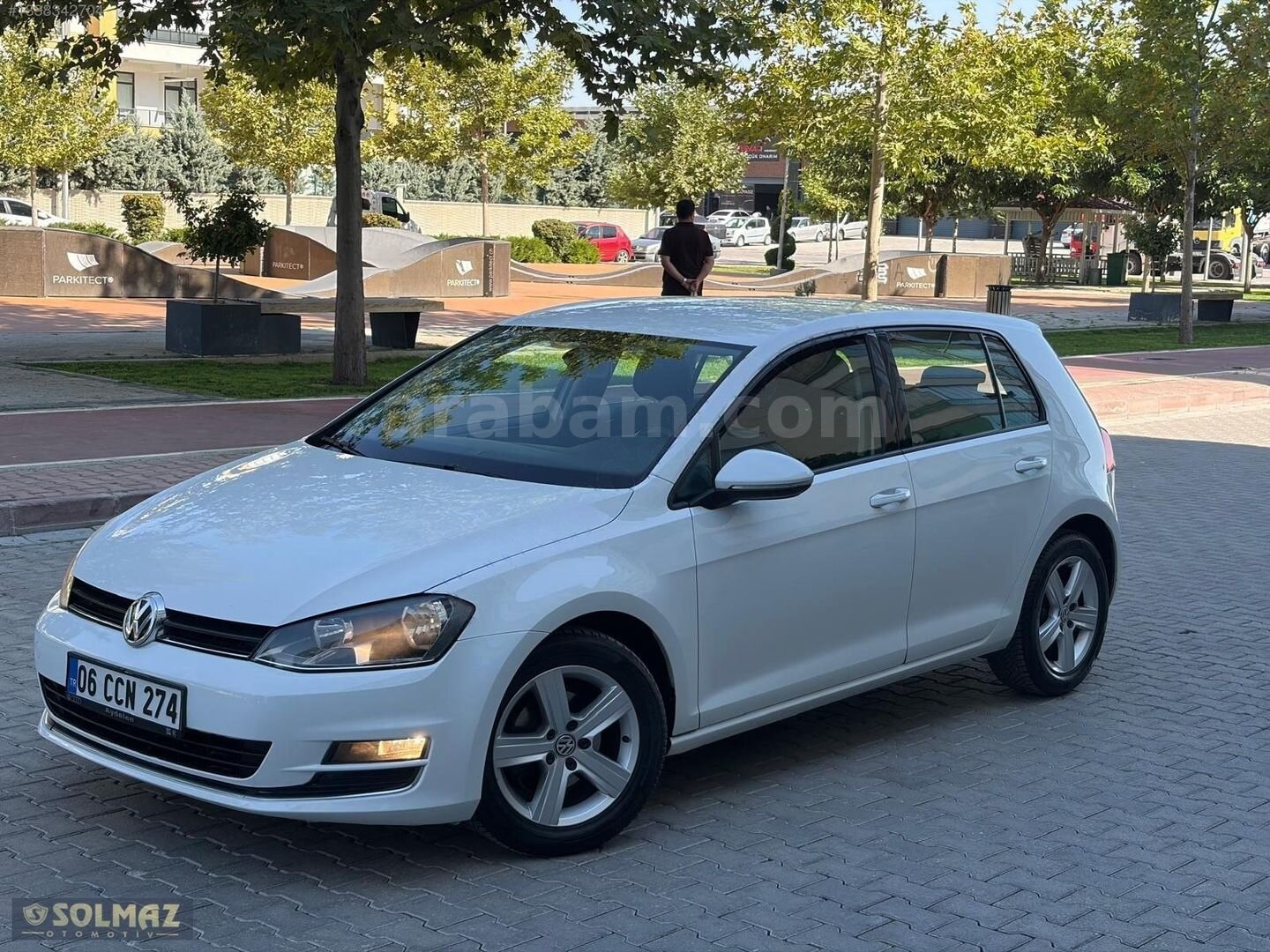 Galeriden Volkswagen Golf 1.6 TDi BlueMotion Comfortline 2014 Model Konya 207.000 km Beyaz 6