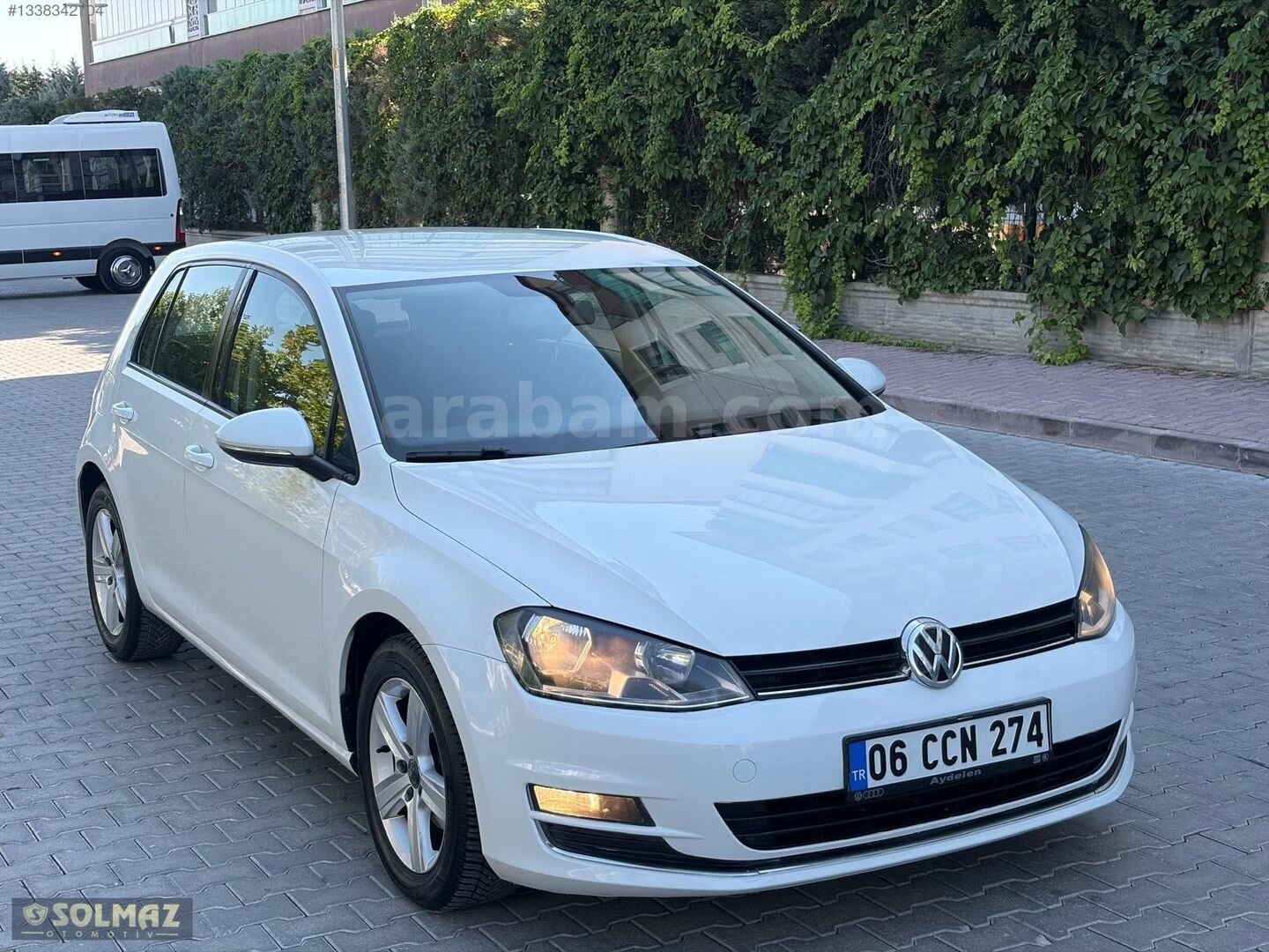 Galeriden Volkswagen Golf 1.6 TDi BlueMotion Comfortline 2014 Model Konya 207.000 km Beyaz 3