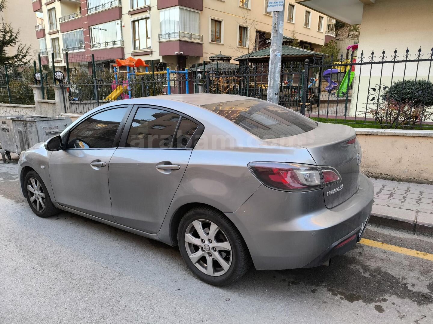 Galeriden Mazda 3 1.6 Impressive 2011 Model Ankara 245.000 km Gri (Gümüş) 6