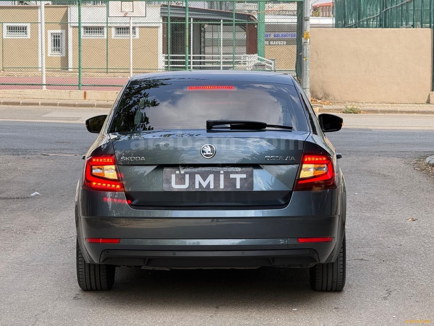 Galeriden Skoda Octavia 1.6 TDI Style 2019 Model Gaziantep 219.000 km Gri 6