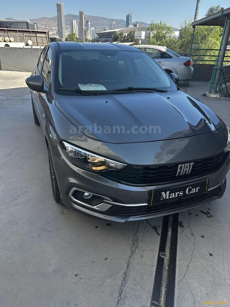 Galeriden Fiat Egea 1.4 Fire Easy Plus 2023 Model İzmir 43.000 km Gri 2