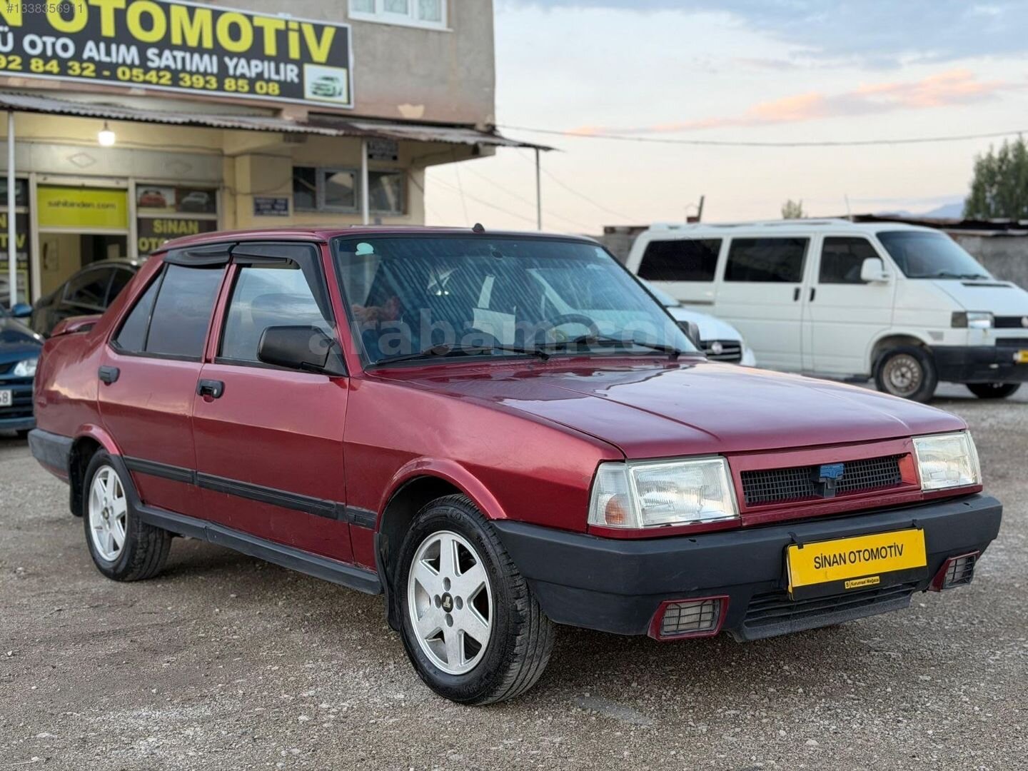 Galeriden Tofaş Şahin 1.6 ie 2001 Model Ağrı 500.000 km Kırmızı 2
