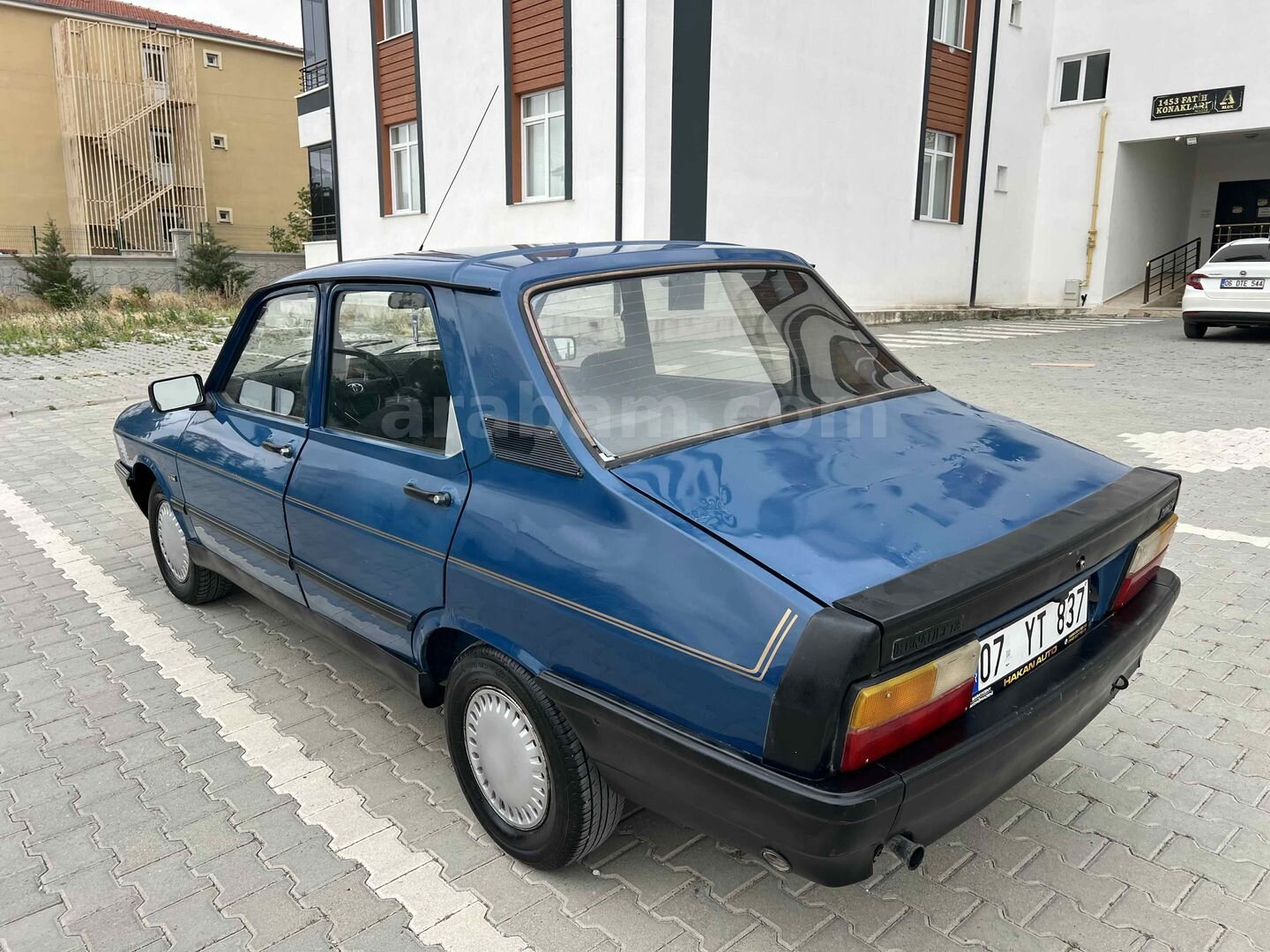 Galeriden Renault R 12 Toros 1989 Model Yozgat 250.000 km Mavi 4