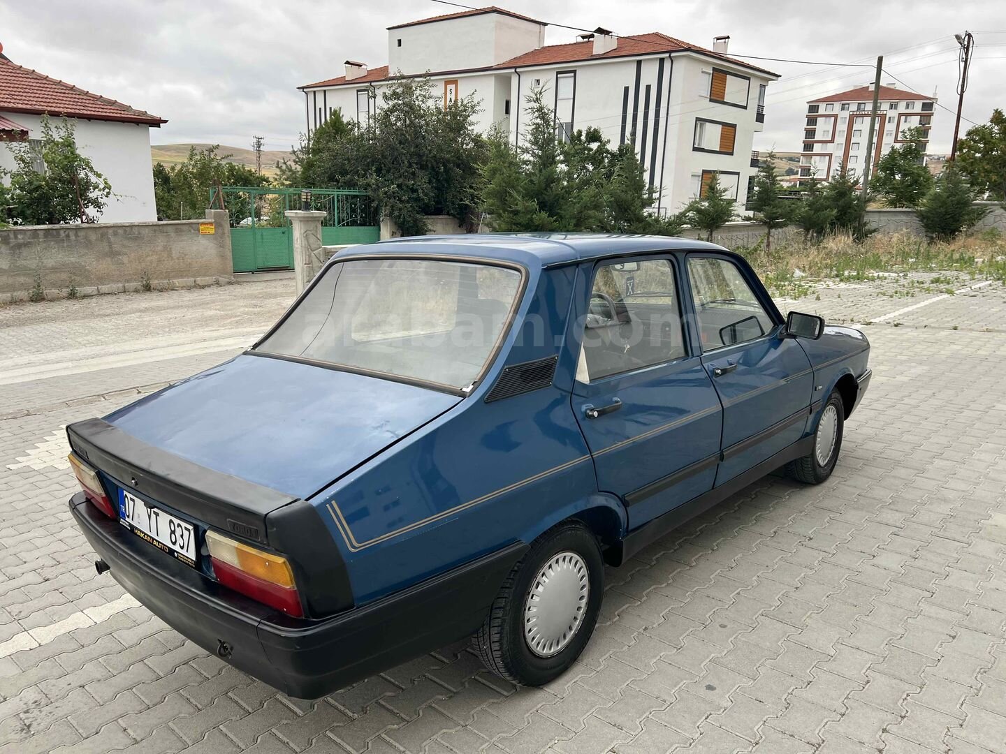 Galeriden Renault R 12 Toros 1989 Model Yozgat 250.000 km Mavi 3