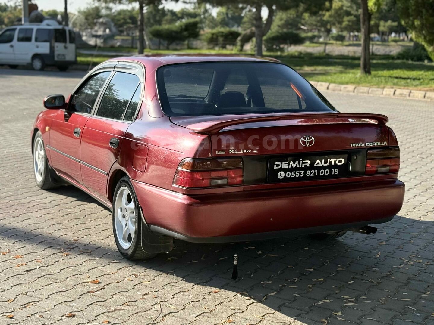 Galeriden Toyota Corolla 1.6 XLi 1994 Model Afyonkarahisar 380.000 km Bordo 5