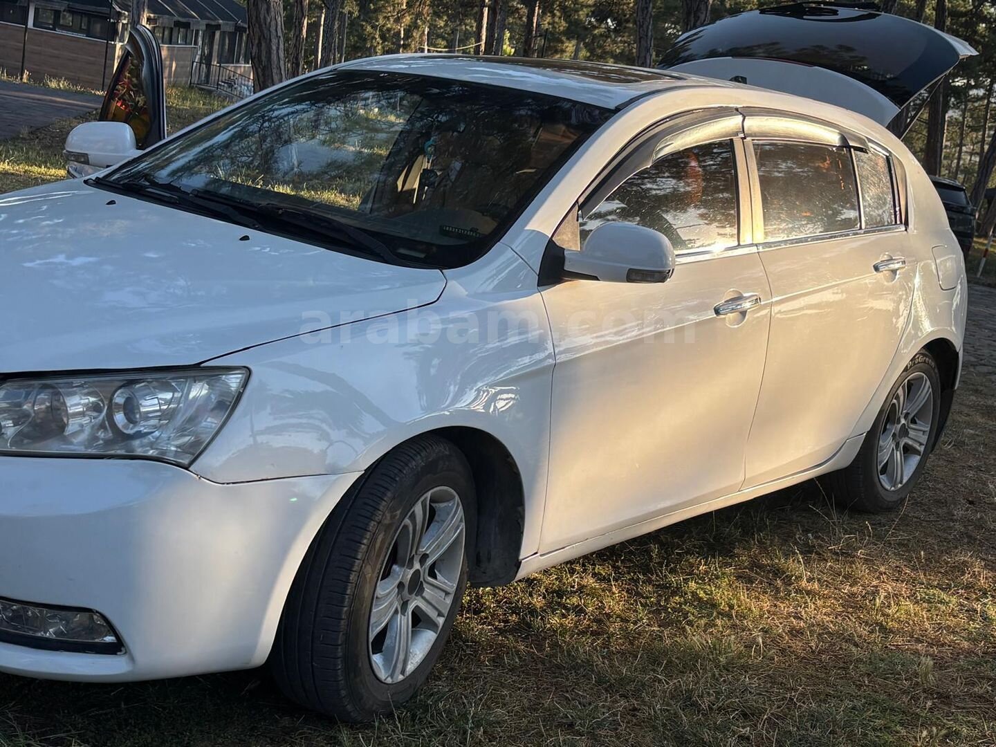 Sahibinden Geely Emgrand 1.5 GSL Premium SR 2012 Model Kütahya 239.000 km Beyaz 2