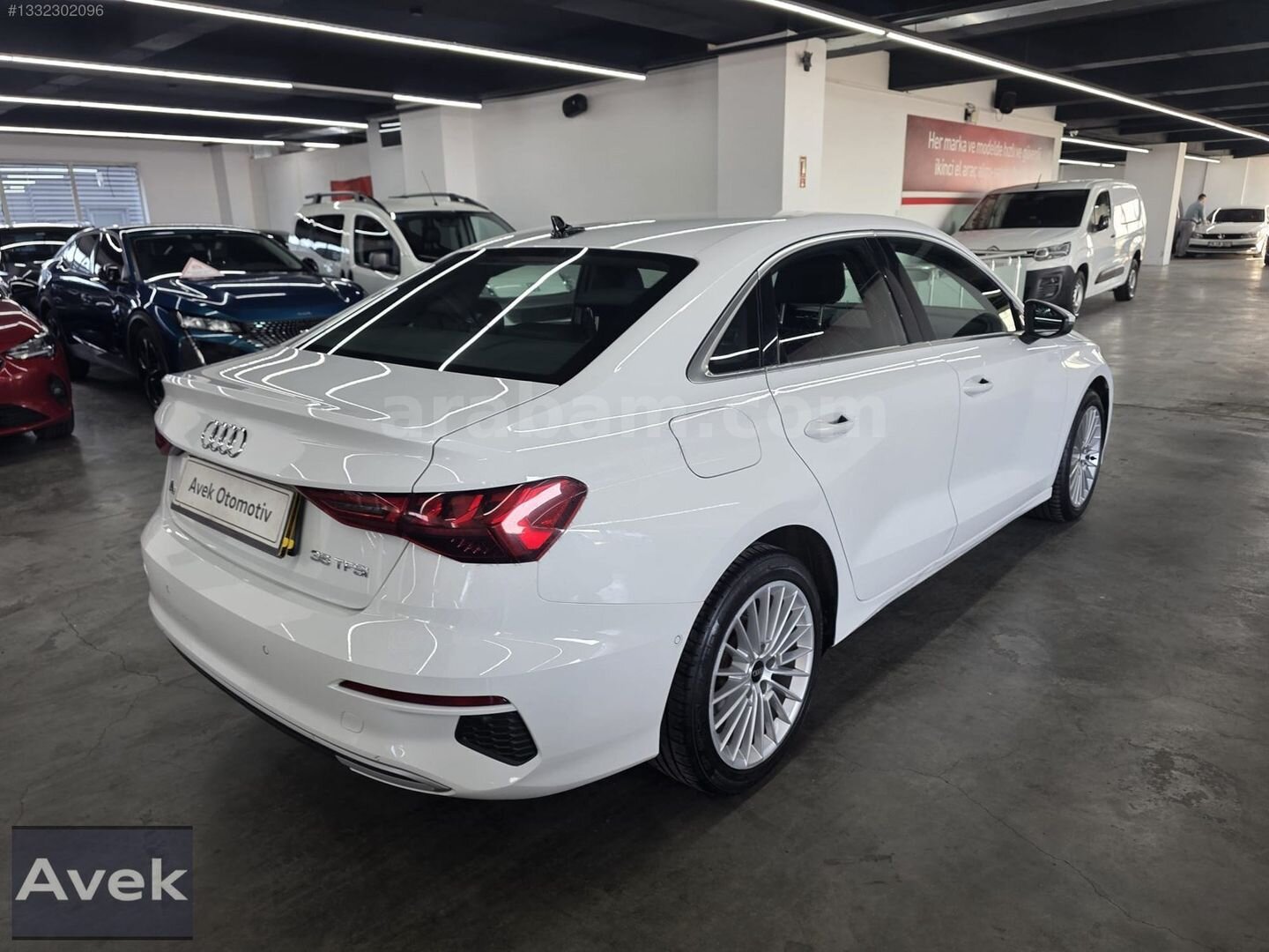 Galeriden Audi A3 Sedan 35 TFSI Advanced 2023 Model İstanbul 48.568 km Beyaz 5
