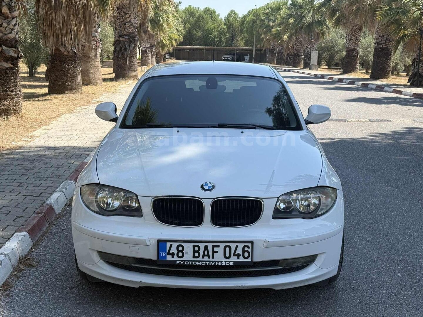 Galeriden BMW 1 Serisi 116i Comfort 2011 Model Muğla 116.000 km Beyaz 1