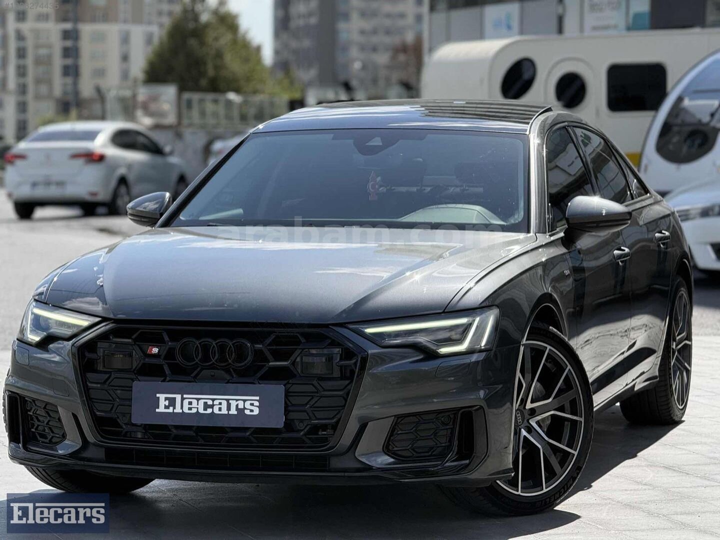 Galeriden Audi A6 Sedan 40 TDI Quattro S Line 2023 Model İstanbul 55.000 km Gri 2