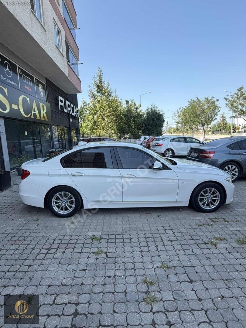 Galeriden BMW 3 Serisi 320i ED Modern Line 2013 Model Bursa 234.000 km Beyaz 4