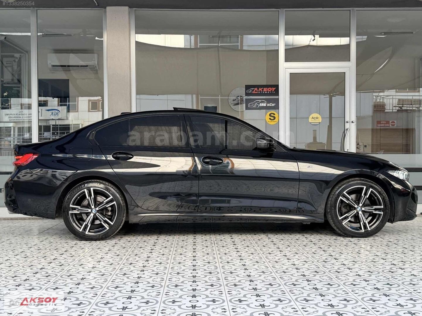 Galeriden BMW 3 Serisi 320i M Sport 2023 Model İstanbul 108.000 km Siyah 7