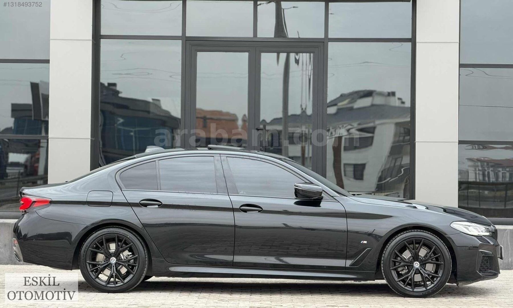 Galeriden BMW 5 Serisi 520i M Sport 2022 Model Aksaray 70.000 km Siyah 4