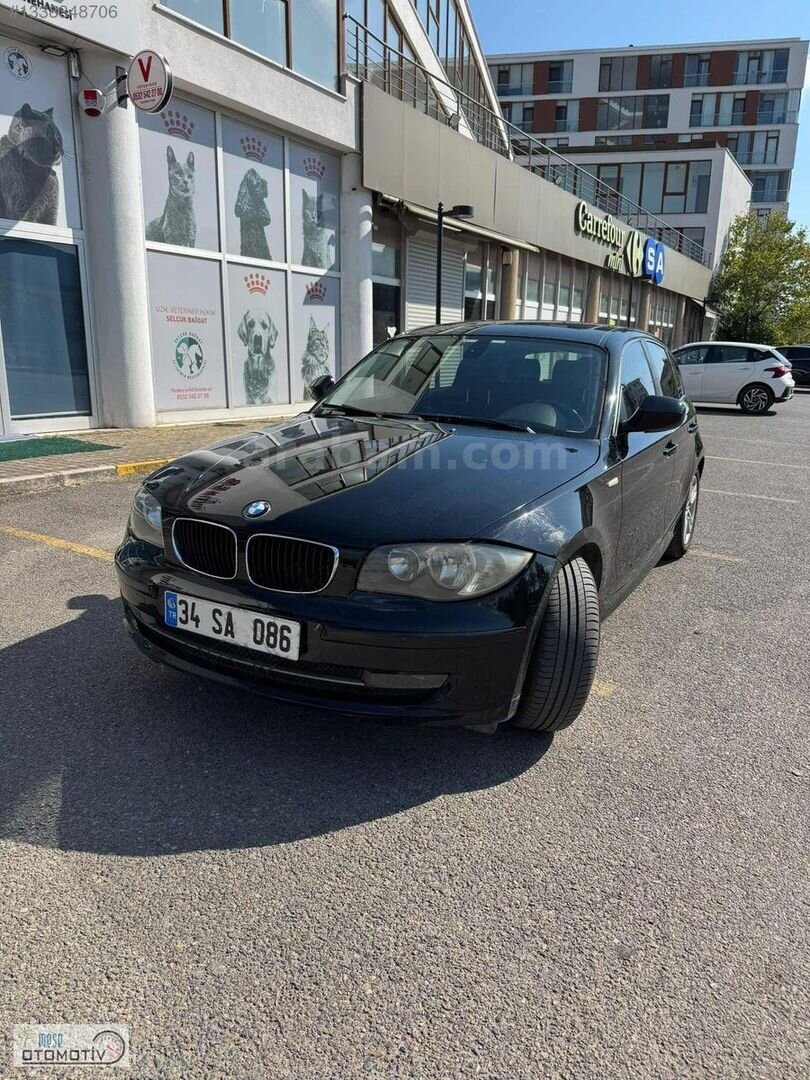 Galeriden BMW 1 Serisi 116i Premium 2010 Model İstanbul 172.000 km Siyah 1