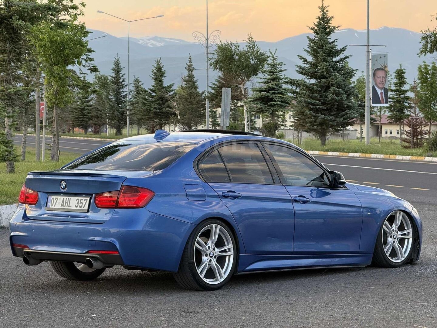 Galeriden BMW 3 Serisi 316i M Sport 2015 Model Erzurum 197.000 km Mavi 7