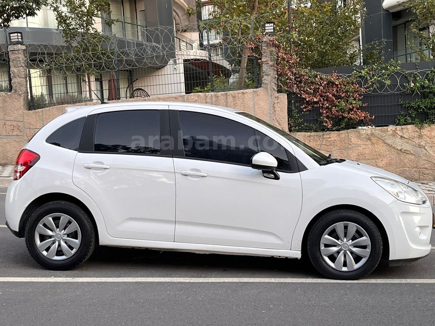 Galeriden Citroen C3 1.4 HDi Attraction 2011 Model Kocaeli 149.000 km Beyaz 6