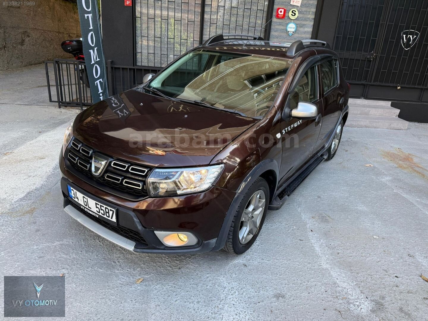 Galeriden Dacia Sandero 0.9 TCe Stepway Easy-R 2017 Model İstanbul 54.000 km Kahverengi 7